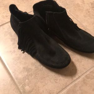 Minnetonka black ankle boots